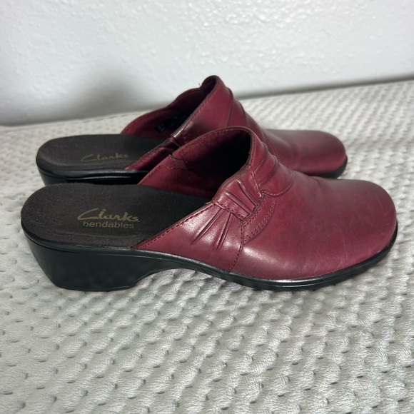 Clarks Burgundy Prairie Flower Leather Comfy Mulers Slides Clogs Shoes Size 7.5 - Picture 7 of 12